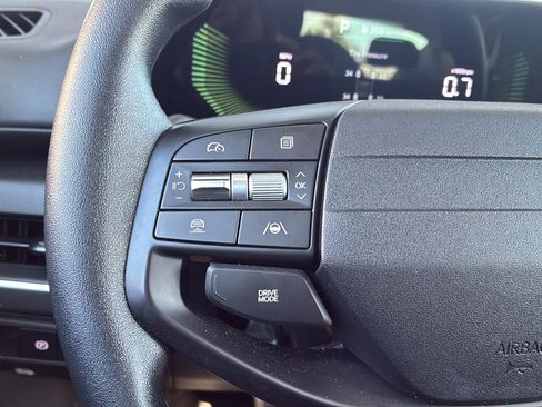 Used 2025 Kia K4 FWD image 30
