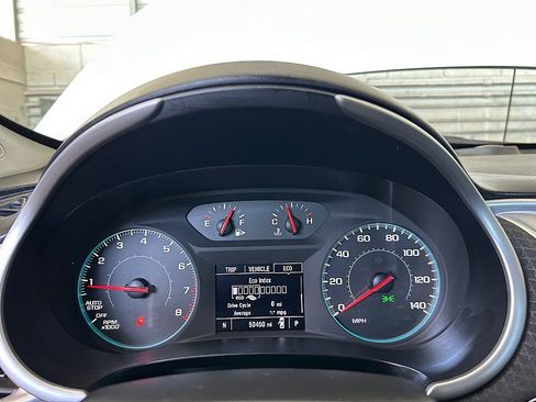 Used 2024 Chevrolet Malibu LT FWD image 25