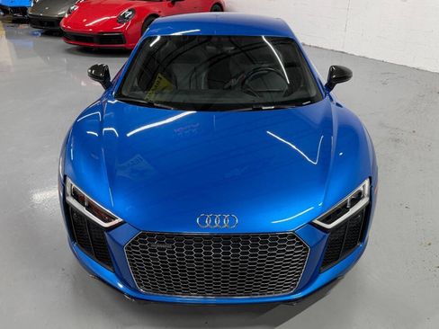 Used 2017 Audi R8 V10 plus w/ Full Leather Package image 38