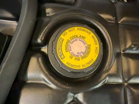 Used 1998 Chevrolet Corvette Convertible w/ Memory Pkg RWD image 97