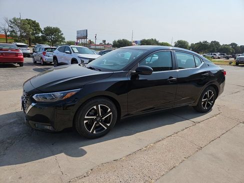 Used 2024 Nissan Sentra SV FWD image 5