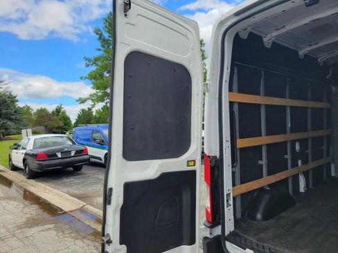 Used 2021 Ford Transit 250 148 High Roof w/ Load Area Protection Package RWD image 30