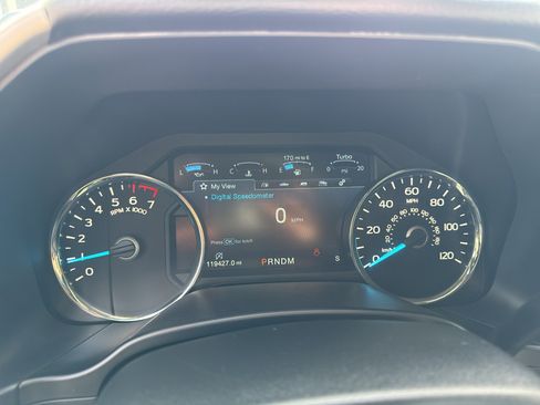 Used 2019 Ford F150 Lariat w/ Equipment Group 501A Mid image 13