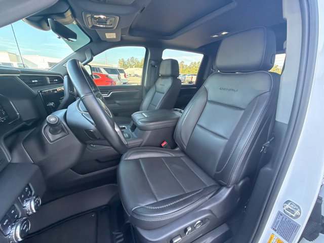 Used 2025 GMC Sierra 2500 Denali w/ Technology Package AWD/4WD image 23