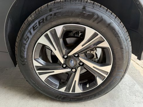Used 2024 Subaru Crosstrek 2.0i Premium AWD/4WD image 24