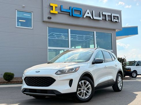 Used 2022 Ford Escape SE w/ Convenience Package FWD image 1