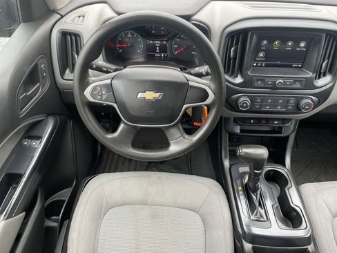 Used 2019 Chevrolet Colorado W/T w/ WT Convenience Package AWD/4WD image 11