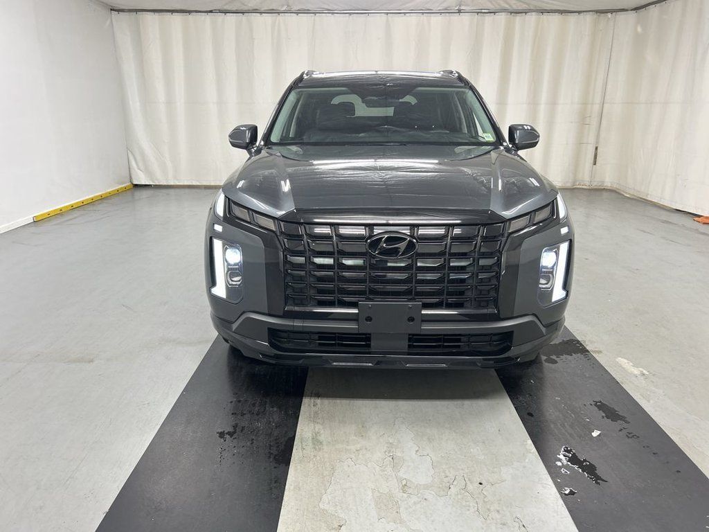 Used 2024 Hyundai Palisade XRT AWD/4WD image 3