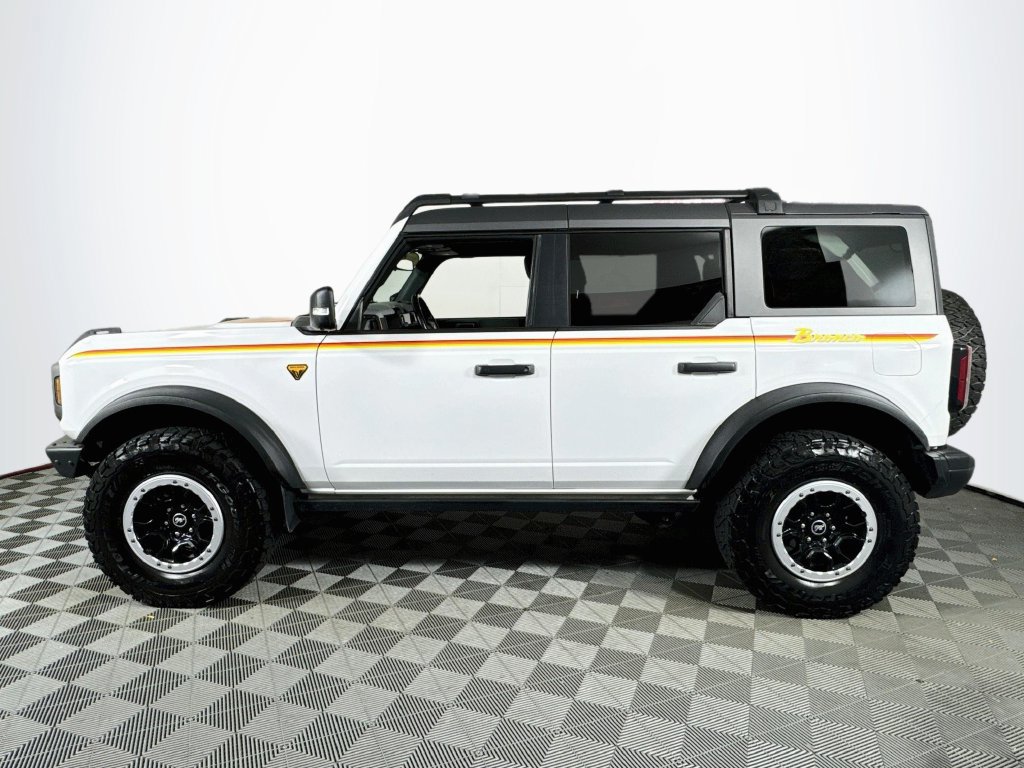 Used 2023 Ford Bronco Badlands AWD/4WD image 4