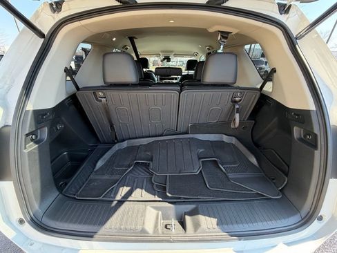 Used 2025 Honda Pilot EX-L image 35