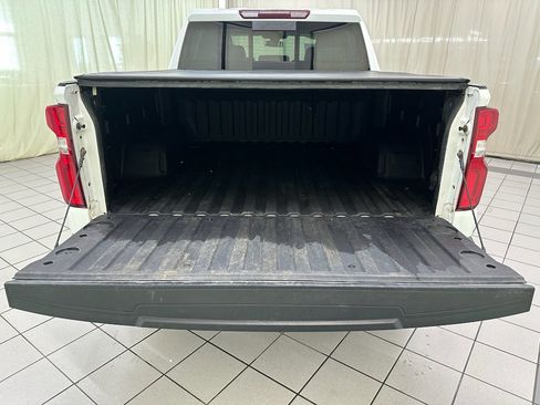 Used 2020 Chevrolet Silverado 1500 LTZ w/ LTZ Premium Package image 10