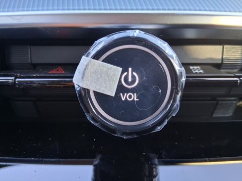 New 2026 Nissan Murano SL image 16