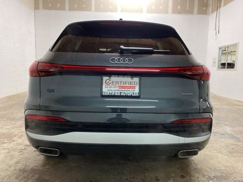 Used 2025 Audi Q5 Premium w/ Convenience Package image 91