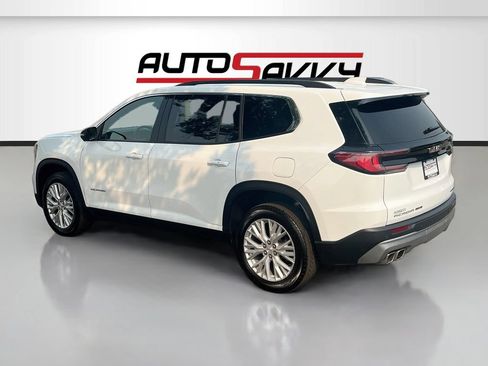 Used 2025 GMC Acadia Elevation w/ Elevation Premium Package AWD/4WD image 5