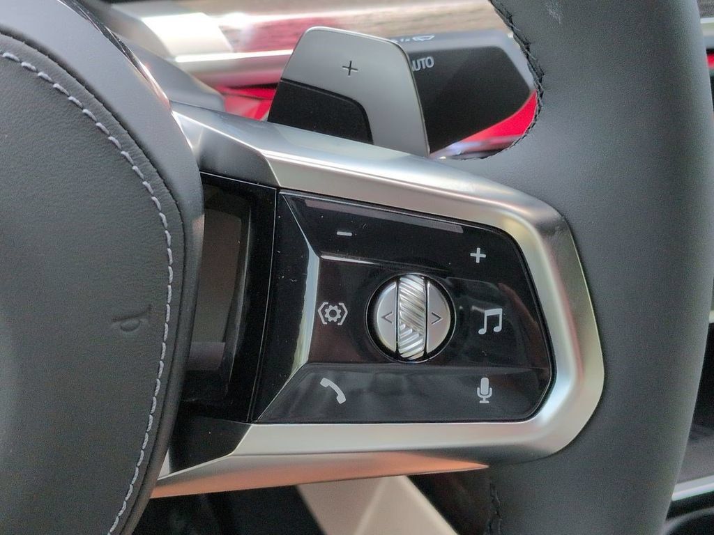 New 2026 BMW 750e xDrive AWD/4WD image 26