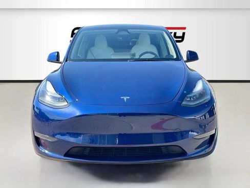 Used 2024 Tesla Model Y Performance AWD/4WD image 2