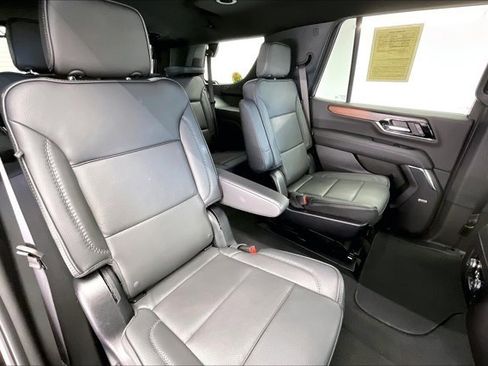 Used 2025 GMC Yukon Denali image 18