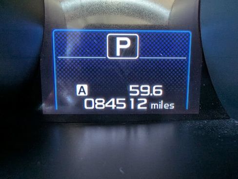 Used 2017 Subaru Outback 3.6R Limited AWD/4WD image 13