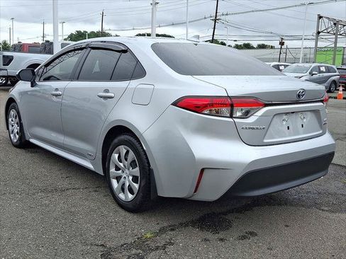 Certified 2025 Toyota Corolla LE AWD/4WD image 23