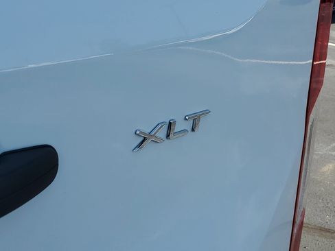 New 2025 Ford Transit 350 XLT image 8