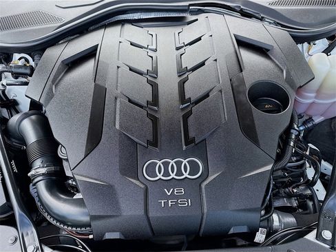 Used 2020 Audi A8 L 4.0T w/ Executive Package image 35
