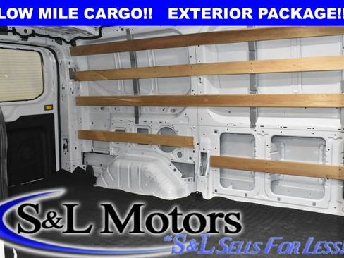 Used 2024 Ford Transit 250 Low Roof w/ Exterior Upgrade Package image 5