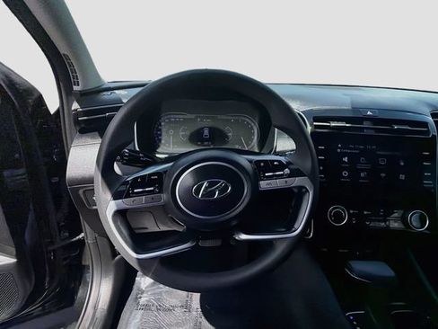 Used 2023 Hyundai Tucson SEL FWD image 11