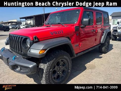 Used 2023 Jeep Wrangler Unlimited w/ Cold Weather Group AWD/4WD image 1