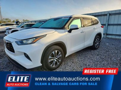Used 2020 Toyota Highlander XLE