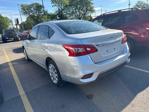 Used 2019 Nissan Sentra S FWD image 4