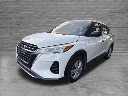 Certified 2024 Nissan Kicks S FWD image 9