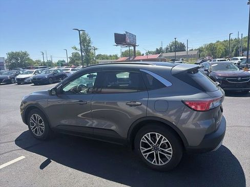 Used 2022 Ford Escape SEL AWD/4WD image 15