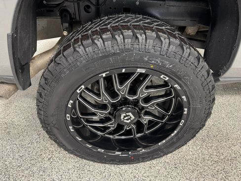 Used 2024 RAM 2500 Laramie image 6