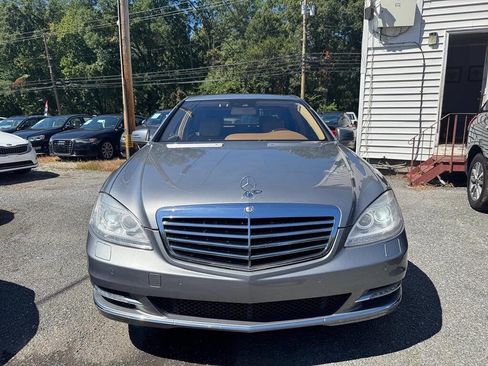 Used 2012 Mercedes-Benz S 550 4MATIC image 2