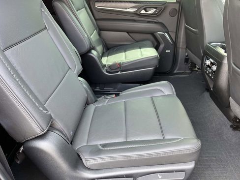 Used 2023 GMC Yukon XL Denali w/ Denali Reserve Package image 23