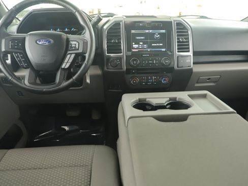 Used 2015 Ford F150 XLT w/ Equipment Group 302A Luxury image 20