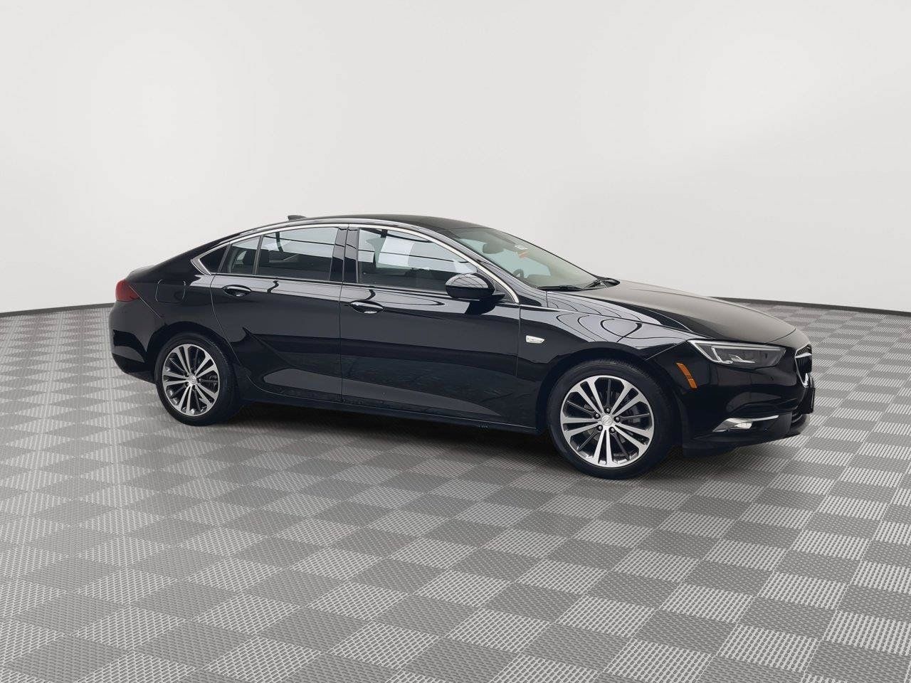 Certified 2020 Buick Regal Essence FWD image 41