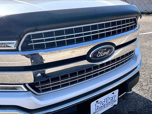 Used 2019 Ford F150 Lariat image 29