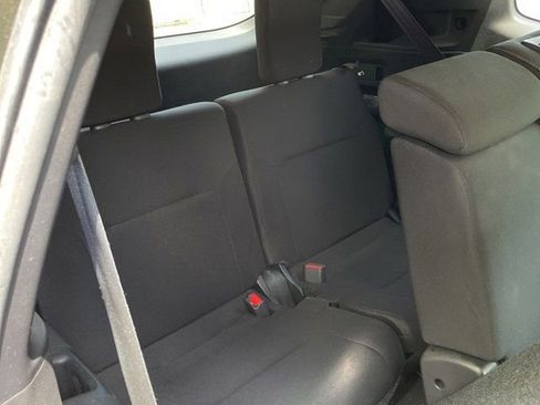 Used 2022 Mitsubishi Outlander ES AWD/4WD image 9