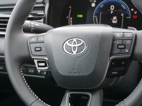 New 2026 Toyota Camry SE image 11