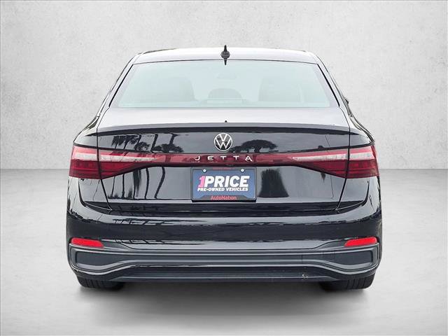 Used 2025 Volkswagen Jetta Sport FWD image 7