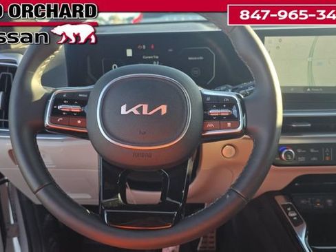 Used 2025 Kia Sorento SX Prestige AWD/4WD image 9