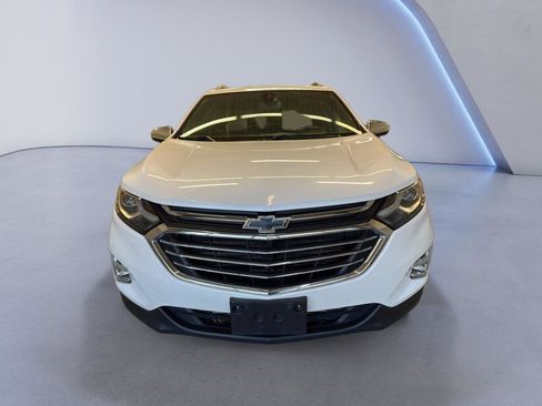 Used 2018 Chevrolet Equinox Premier AWD/4WD image 2
