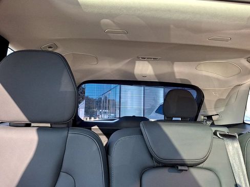 Certified 2026 Volvo XC90 B6 Plus AWD/4WD image 13