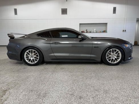 Used 2017 Ford Mustang GT Premium w/ Equipment Group 401A RWD image 5