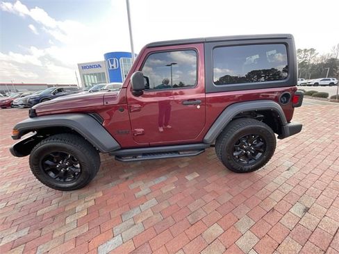 Used 2021 Jeep Wrangler Sport image 28