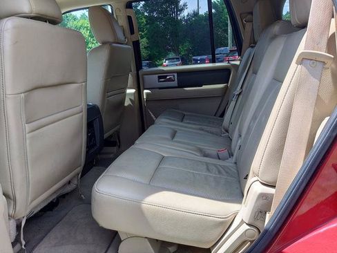 Used 2014 Ford Explorer XLT w/ Equipment Group 202A AWD/4WD image 14
