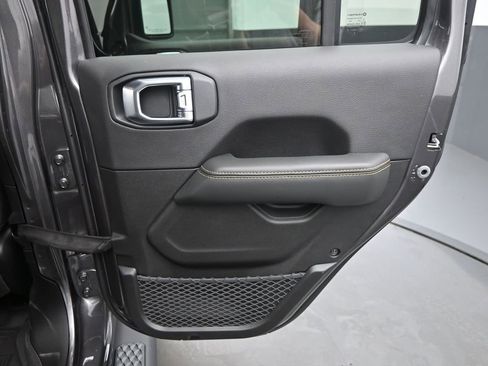 New 2026 Jeep Gladiator Sport image 14