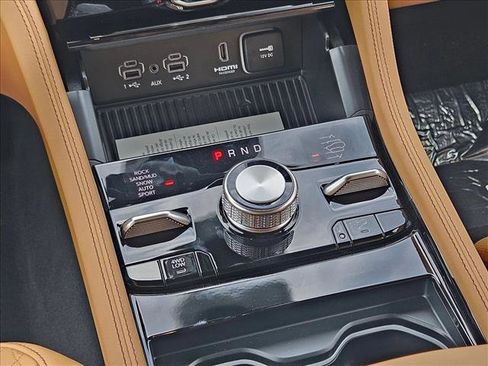 New 2026 Jeep Grand Cherokee L Summit AWD/4WD image 13