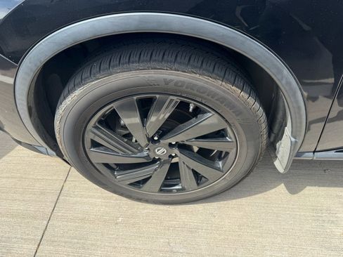 Used 2018 Nissan Murano SL w/ Midnight Edition Package FWD image 8
